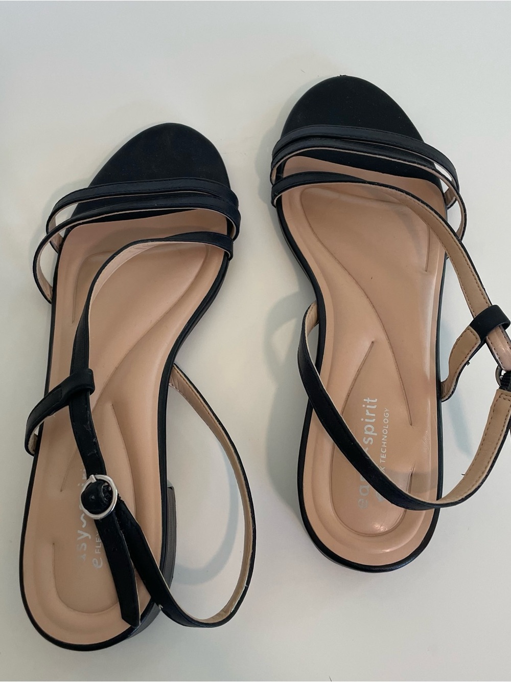 Easy Spirit Glenni Black Strappy Open-Toe Sandals